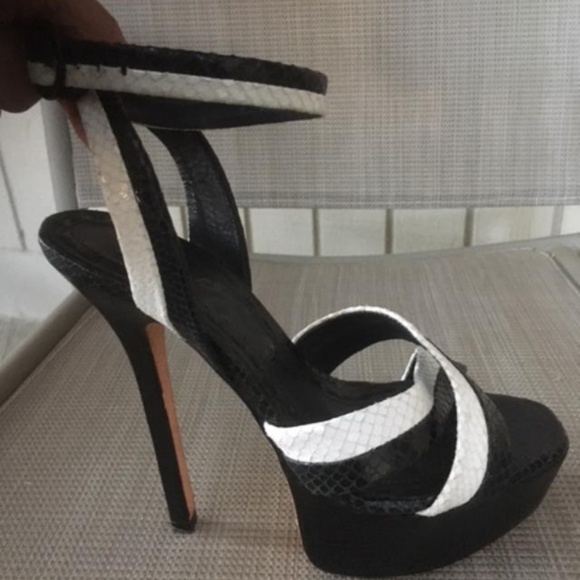 ALICE + OLIVIA Black White Leather Snakeskin Ankle Strap Platform Heels - Picture 3 of 9